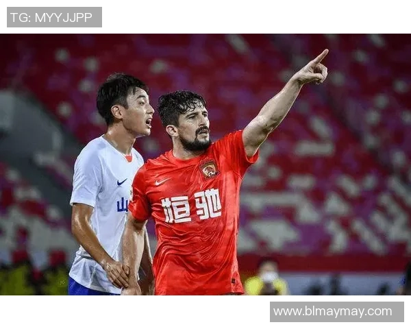 南京羽毛球队在冠军赛积分榜上以87分稳居第一名展现强劲实力